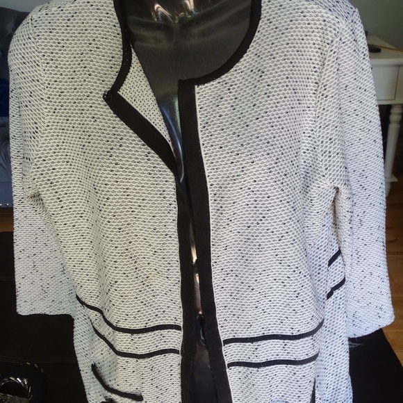 WOMENS CARDIGAN 87% POLYESTER 8% NYLON 6% COTTON - Picture 1 of 1